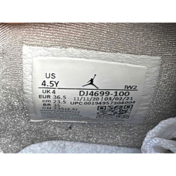 Nike Air Jordan 4 Retro White Oreo Size 4.5 Youth (Size 6 Women's) - Picture 6 of 9